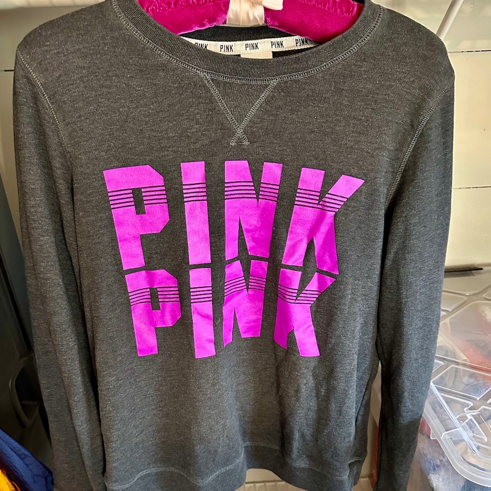 Pink pullover crewneck sweatshirt